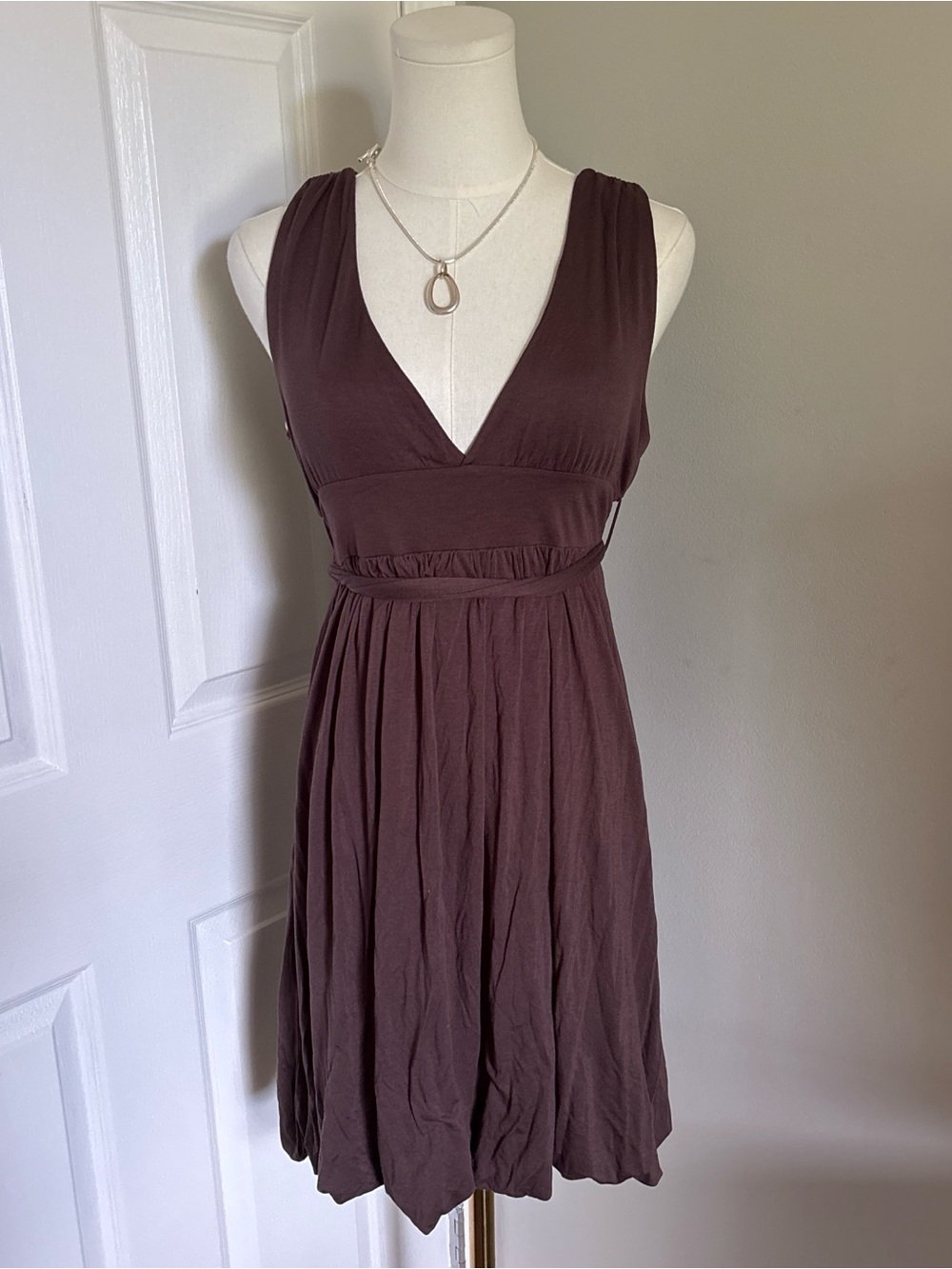Y2K Sleeveless V-Neck Brown Women's Tieback Dress by Forever